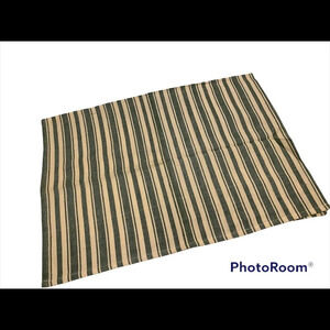 NWOT Dansk Colorloom Set of 2 Green/Cream Hand Towels 18x26